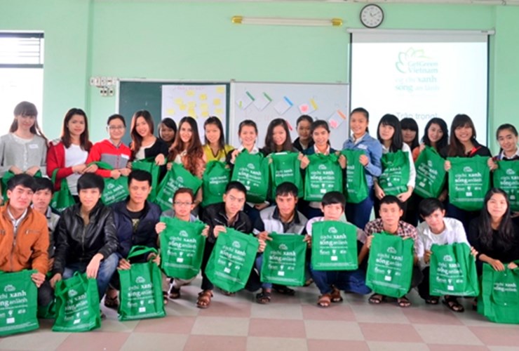 Sinh viên ĐH Đông Á tham gia dự án GetGreen Việt Nam 